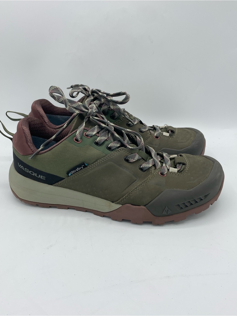 Vasque Men's Olive and Brown Low-Top Lace Up Trail Shoes
